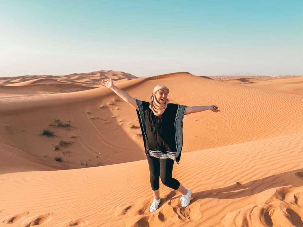 Dubai desert solo pic