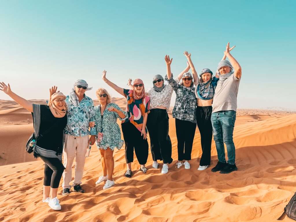 dubai desert groufie