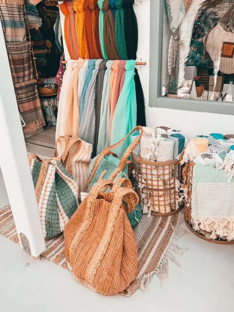 Shopping Naoussa Paros