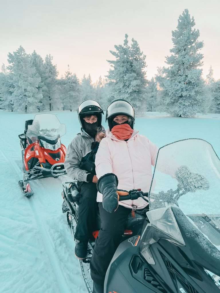 Winter Snowmobiling2